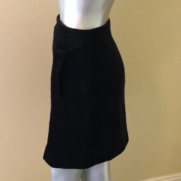 Ann Taylor Petite Velvet A-line skirt with pockets - Picture 6 of 10